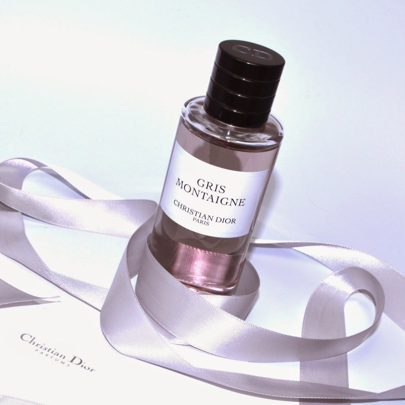 CHRISTIAN DIOR GRIS MONTAIGNE